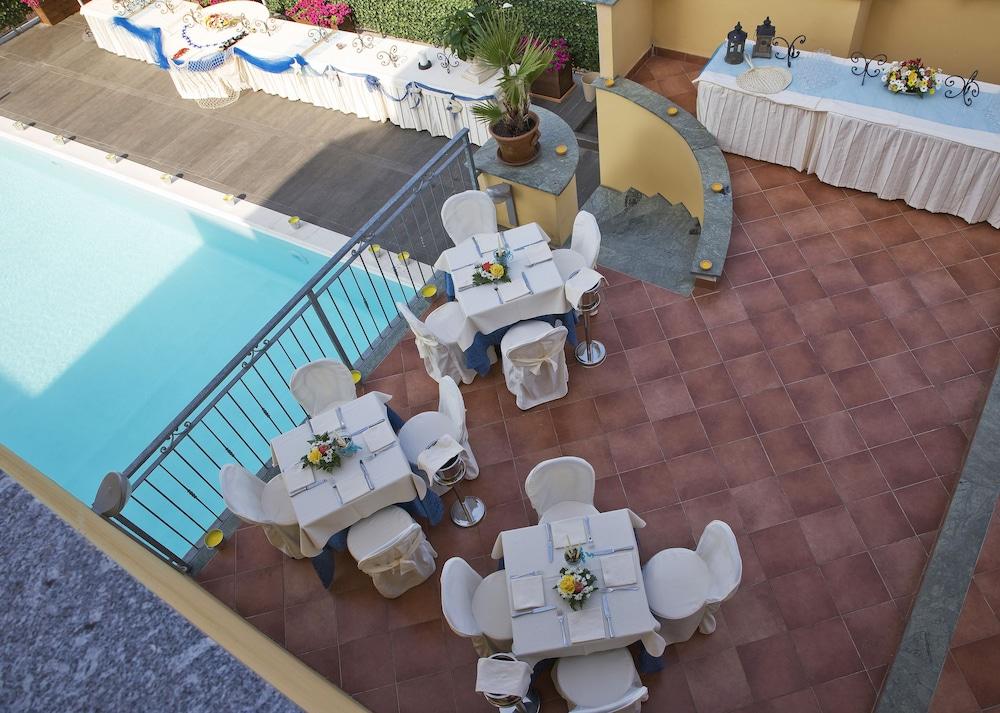 Hotel il Castelletto Casarile Esterno foto