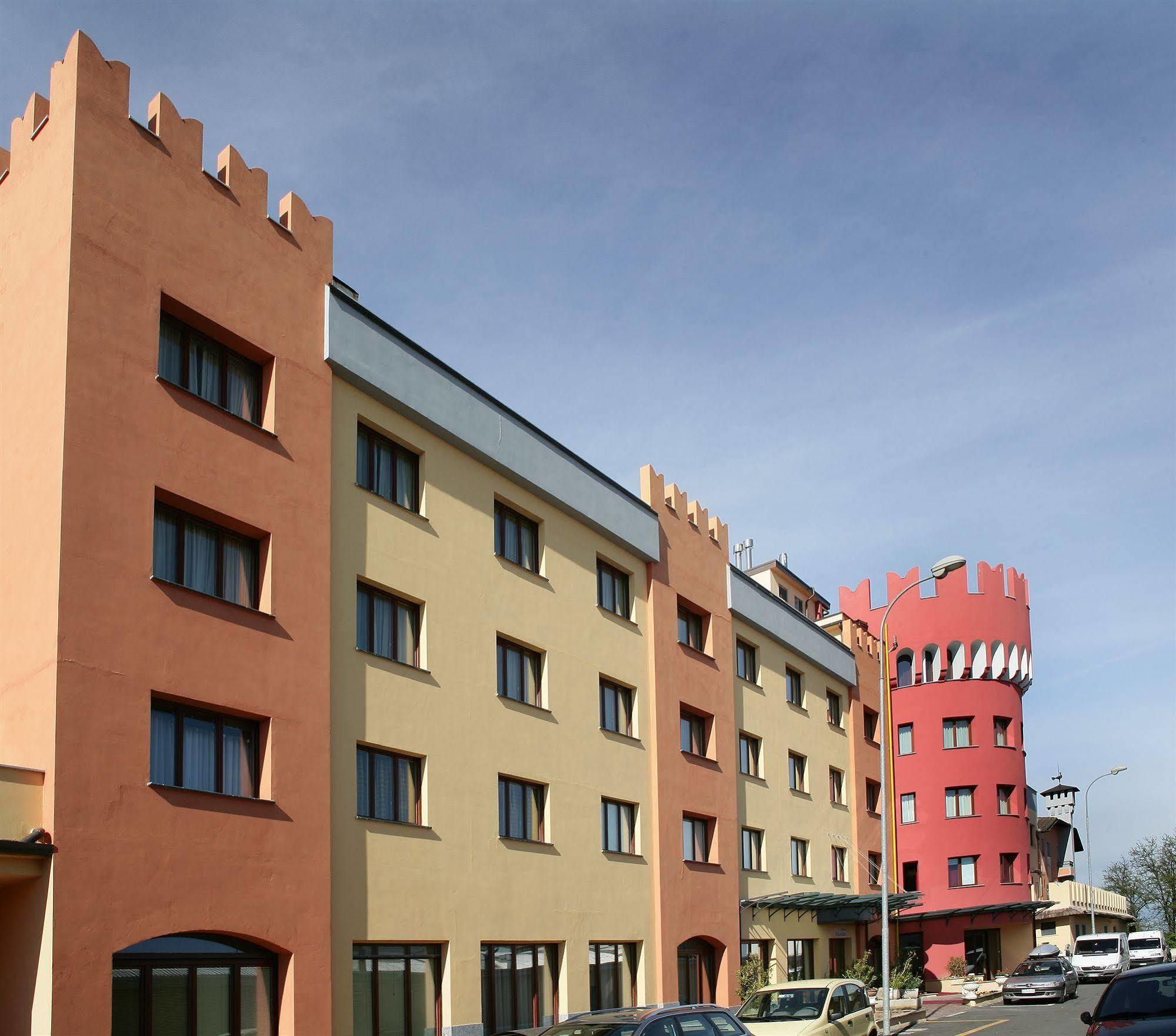Hotel il Castelletto Casarile Esterno foto
