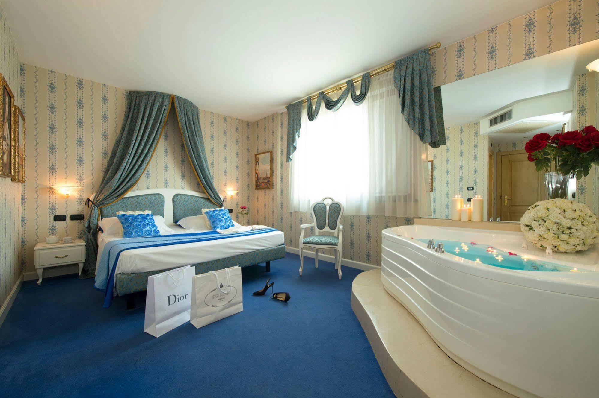 Hotel il Castelletto Casarile Esterno foto