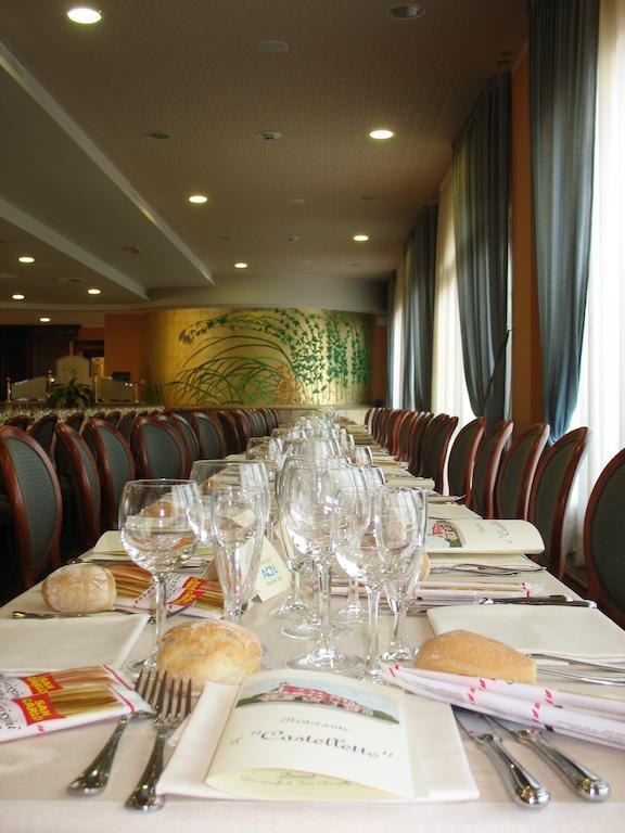 Hotel il Castelletto Casarile Esterno foto
