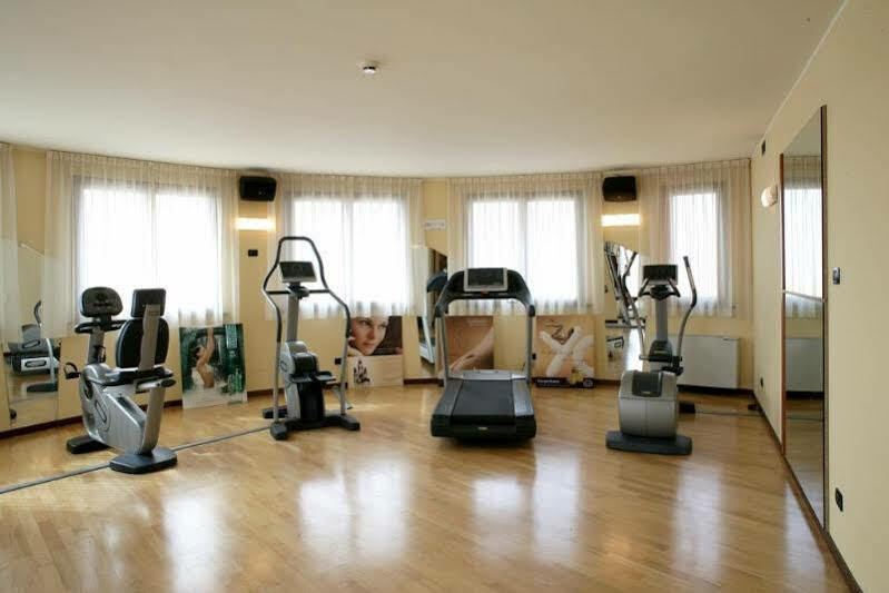 Hotel il Castelletto Casarile Esterno foto